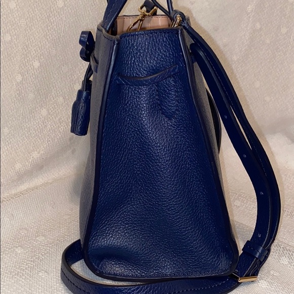 *SOLD* Kate Spade Hayes Street Isobel Crossbody - Picture 3 of 9